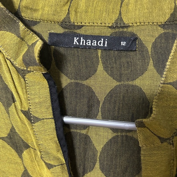 Green and Black Patterned Tunic - Picture 3 of 4